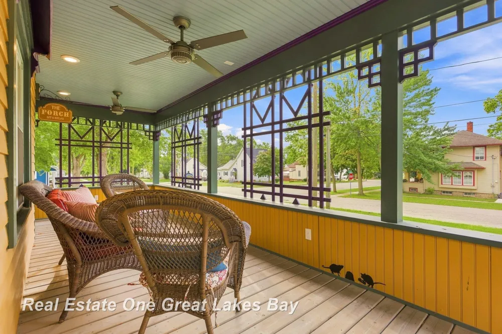 127 E North Street Ithaca City, MI 48847