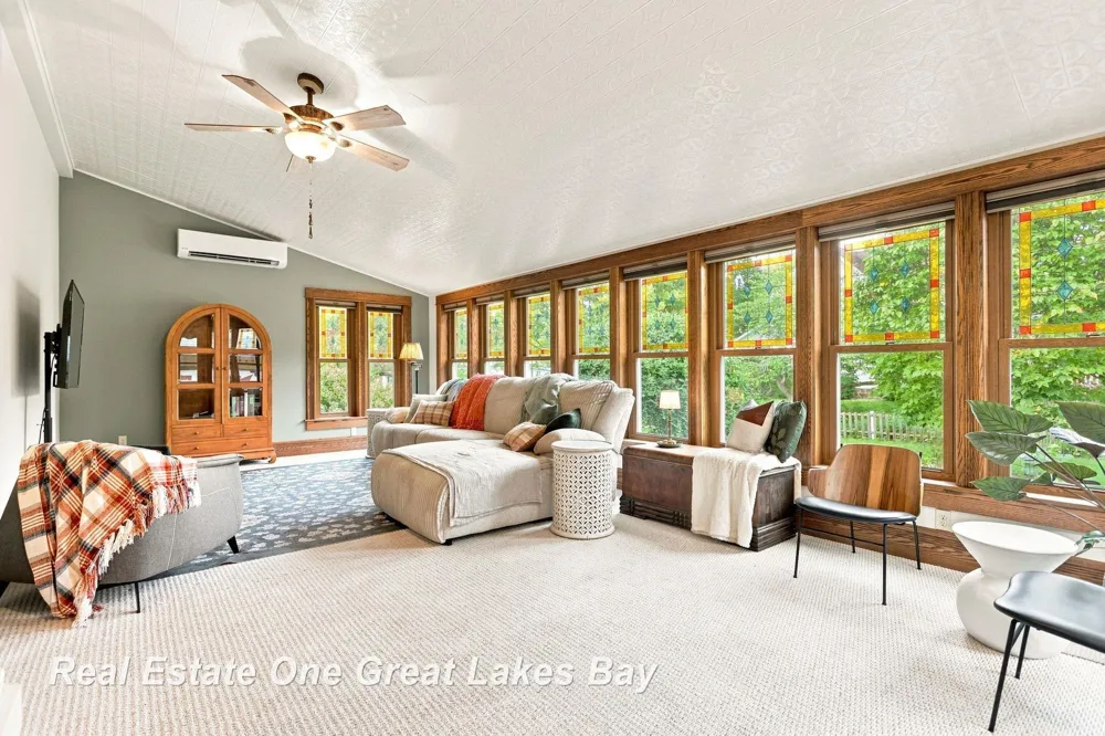 127 E North Street Ithaca City, MI 48847