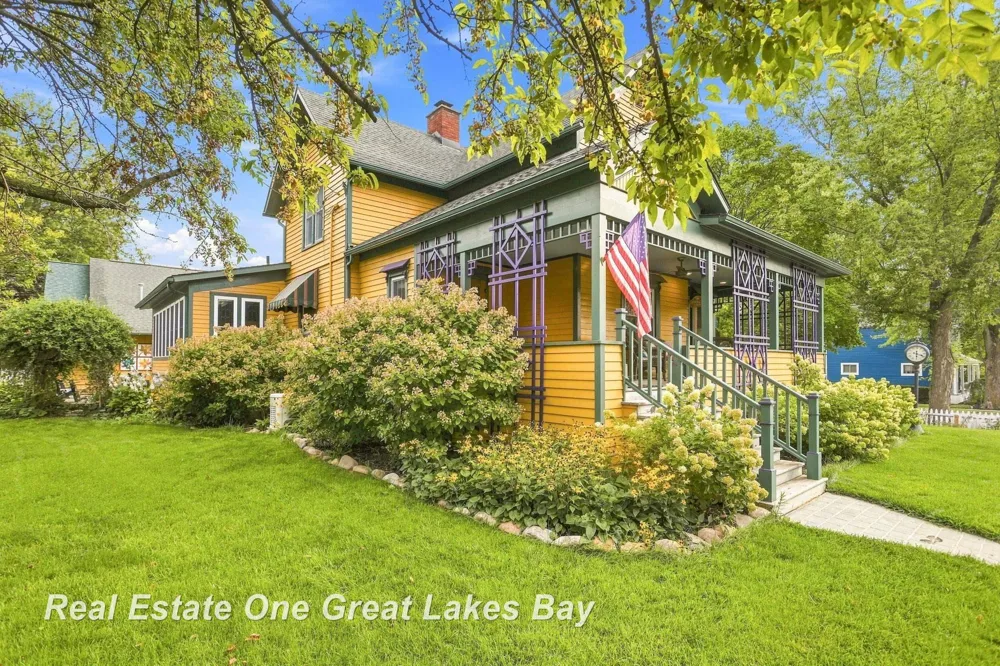 127 E North Street Ithaca City, MI 48847