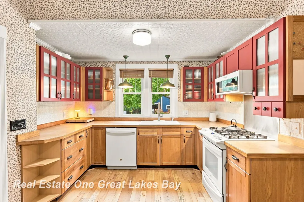 127 E North Street Ithaca City, MI 48847
