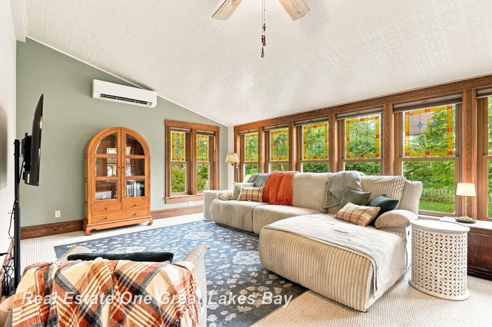 127 E North Street Ithaca City, MI 48847