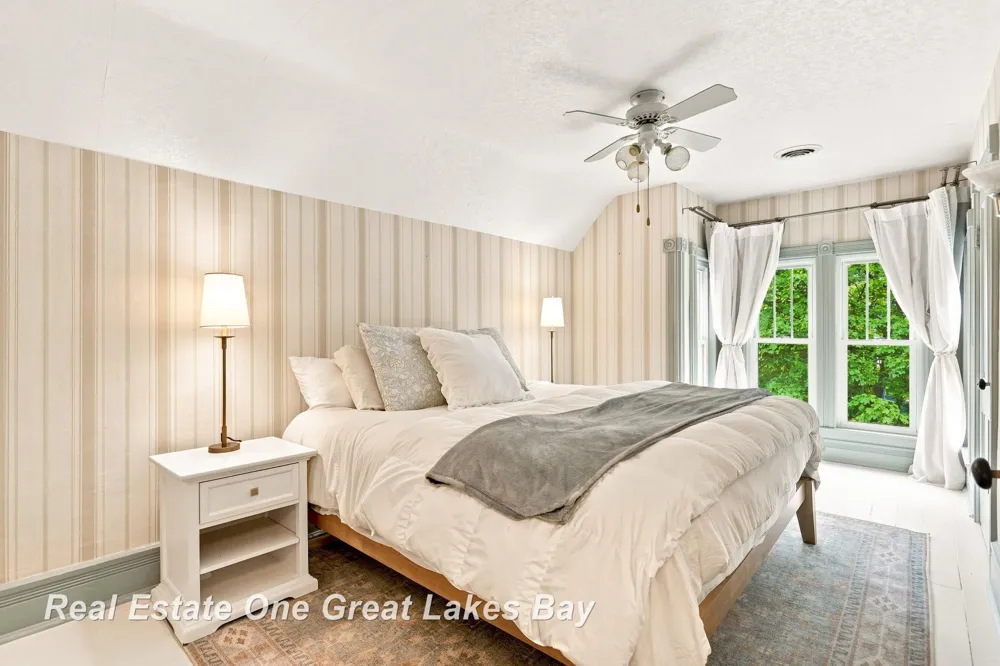 127 E North Street Ithaca City, MI 48847
