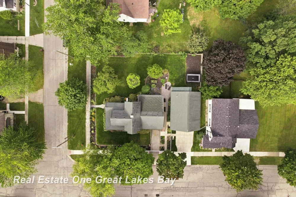 127 E North Street Ithaca City, MI 48847