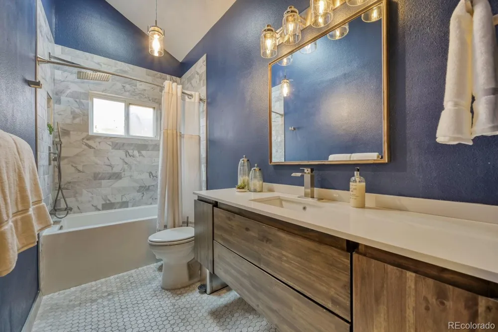 6225 E Mississippi Avenue Denver, CO 80224