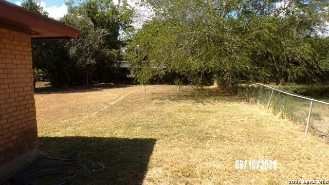 308 S TYLER ST Beeville, TX 78102