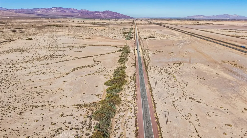52221 Route 66 (National Trails Highway) Newberry Springs, CA 92365