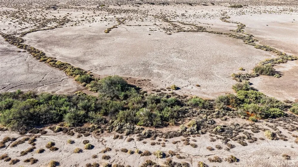 52221 Route 66 (National Trails Highway) Newberry Springs, CA 92365