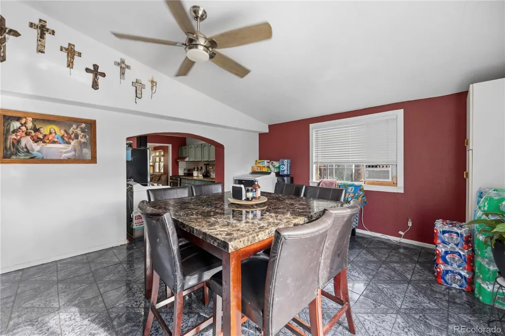 2875 Pontiac Street Denver, CO 80207