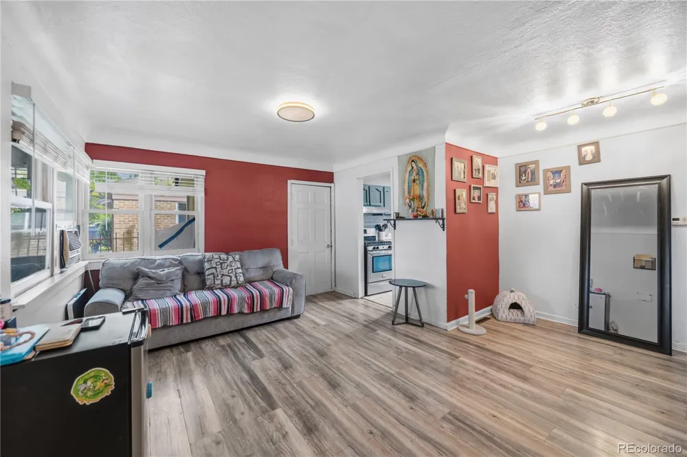 2875 Pontiac Street Denver, CO 80207