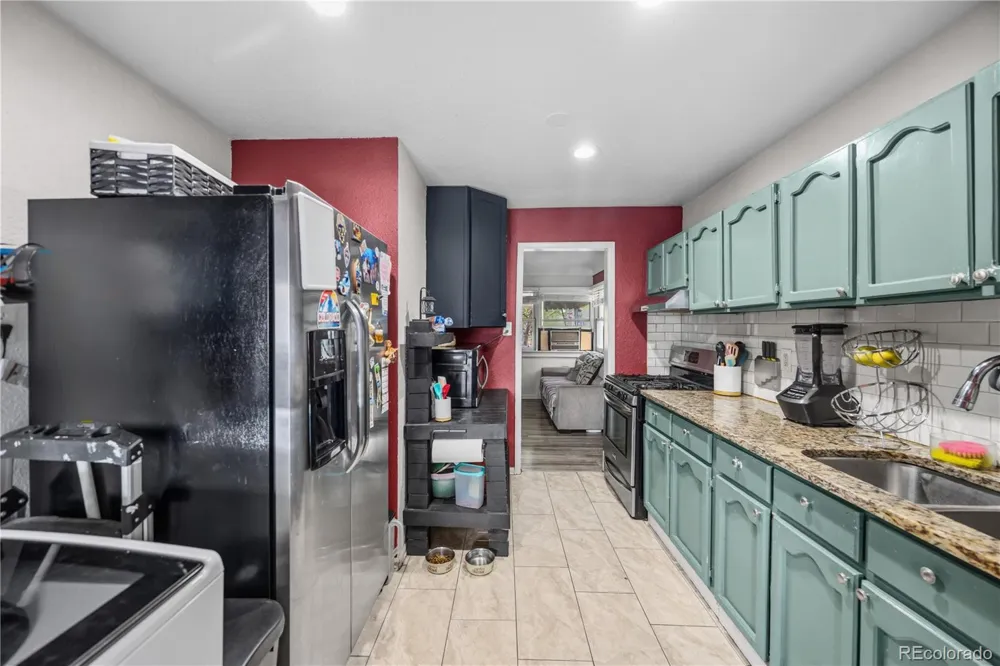 2875 Pontiac Street Denver, CO 80207