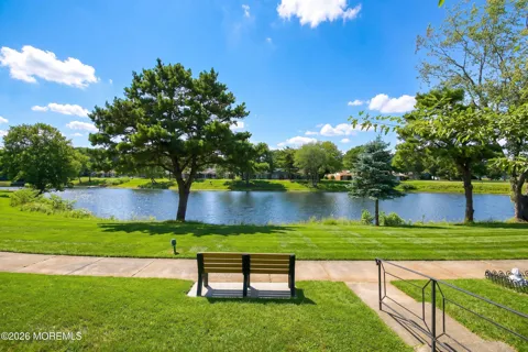 711 Dorchester Drive #1002