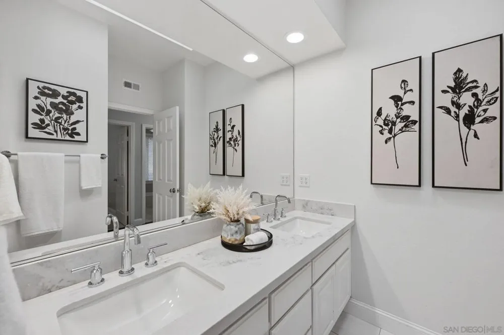 17121 Woodson View Lane Ramona, CA 92065