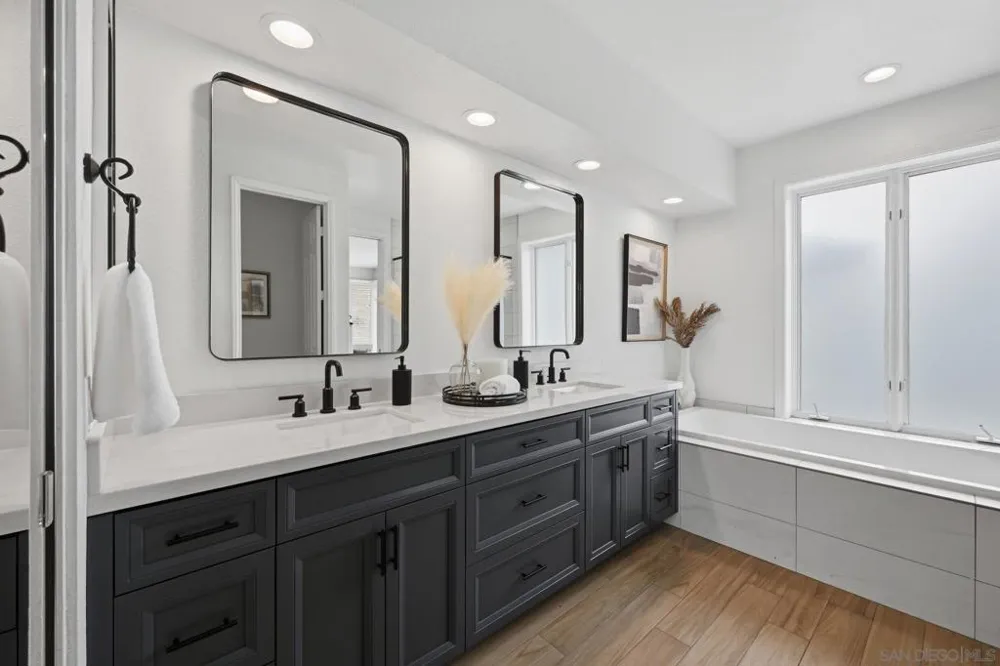 17121 Woodson View Lane Ramona, CA 92065