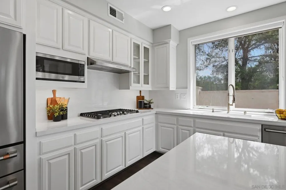 17121 Woodson View Lane Ramona, CA 92065