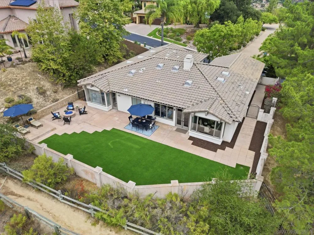 17121 Woodson View Lane Ramona, CA 92065