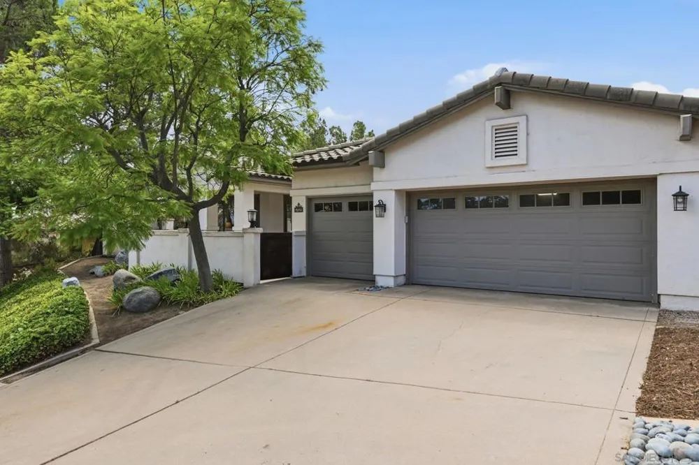 17121 Woodson View Lane Ramona, CA 92065
