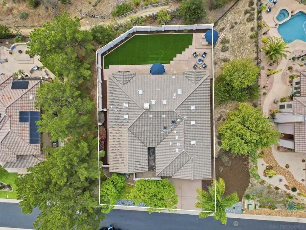 17121 Woodson View Lane Ramona, CA 92065
