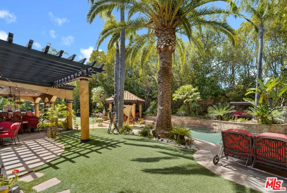 5481 Collingwood Circle Calabasas, CA 91302