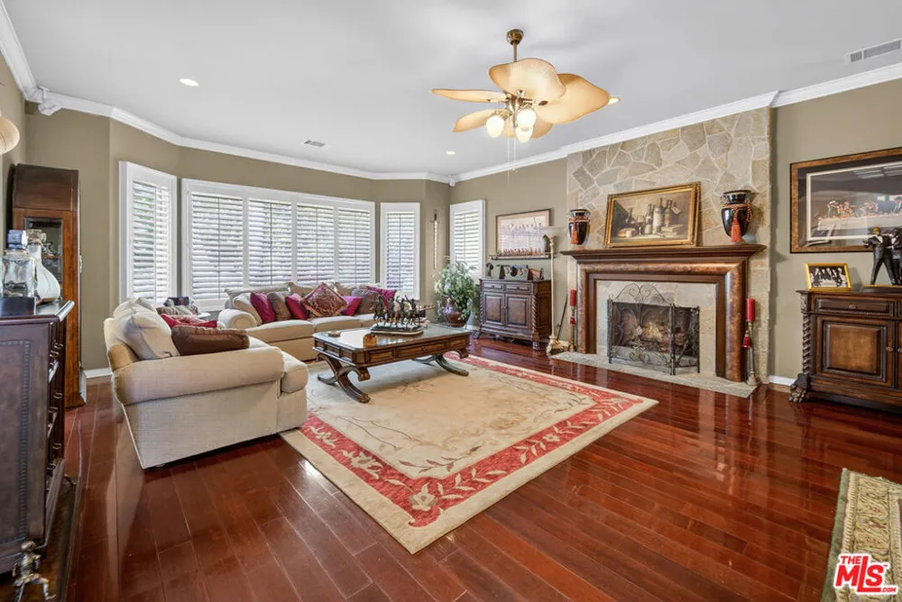 5481 Collingwood Circle Calabasas, CA 91302