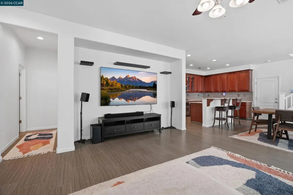 10848 Iris Bloom Drive Stockton, CA 95209