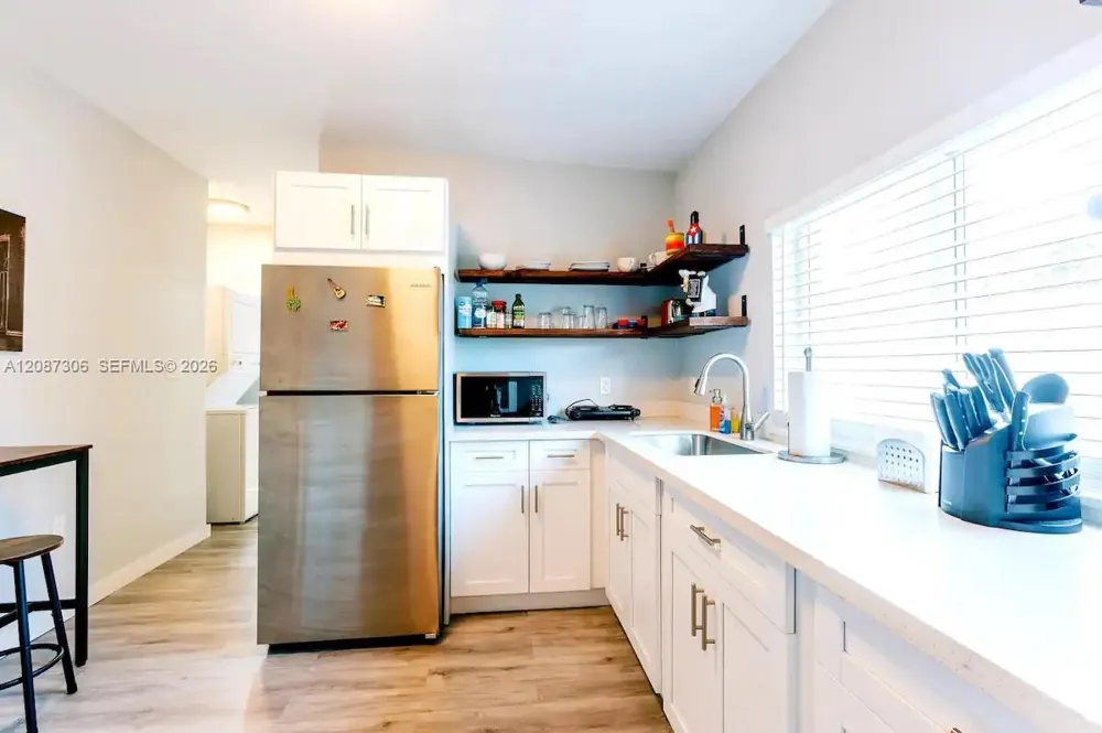 1647 NW 29th Ave #3 Miami, FL 33125