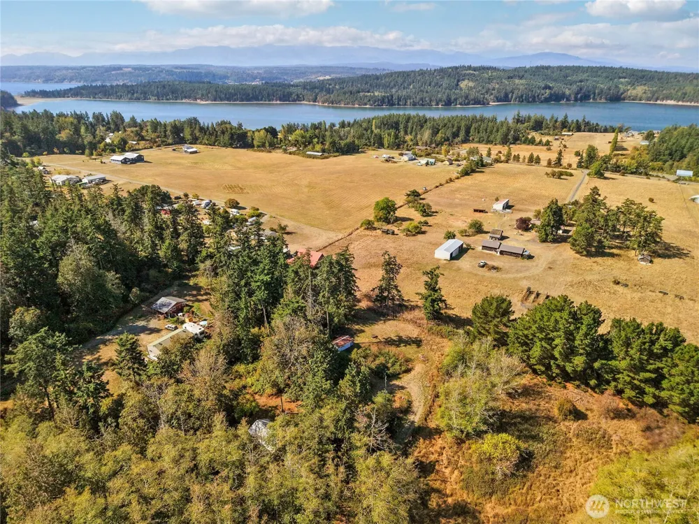 1697 E Marrowstone Nordland, WA 98358
