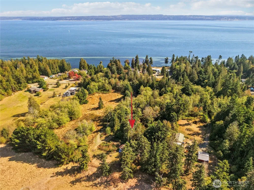 1697 E Marrowstone Nordland, WA 98358