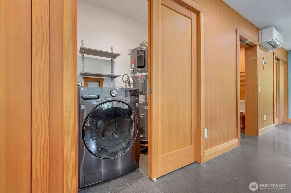 1697 E Marrowstone Nordland, WA 98358