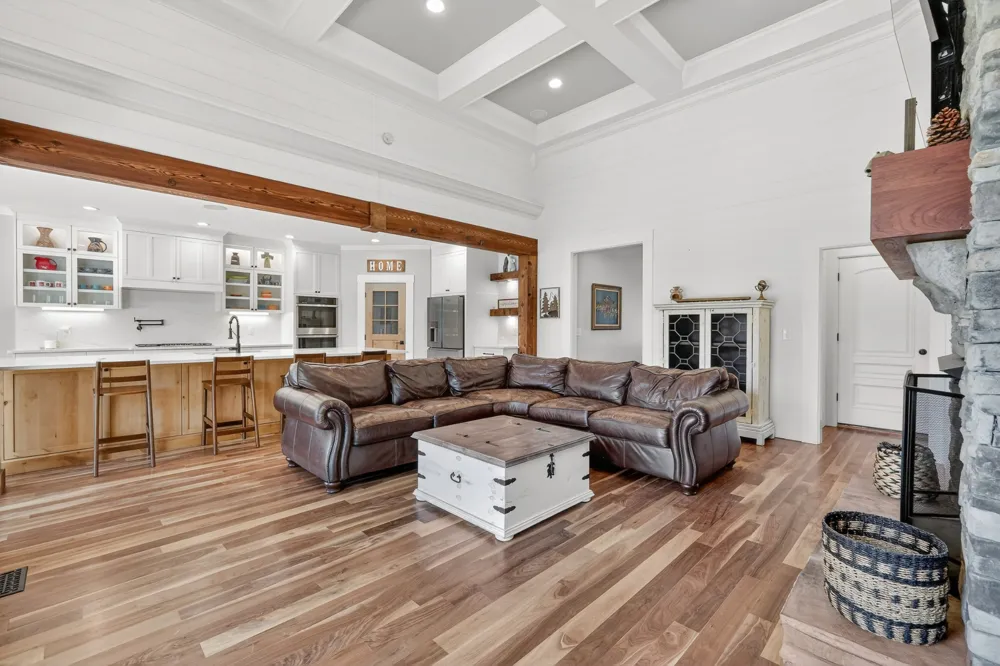 1089 Old Williamsport Pike Columbia, TN 38401