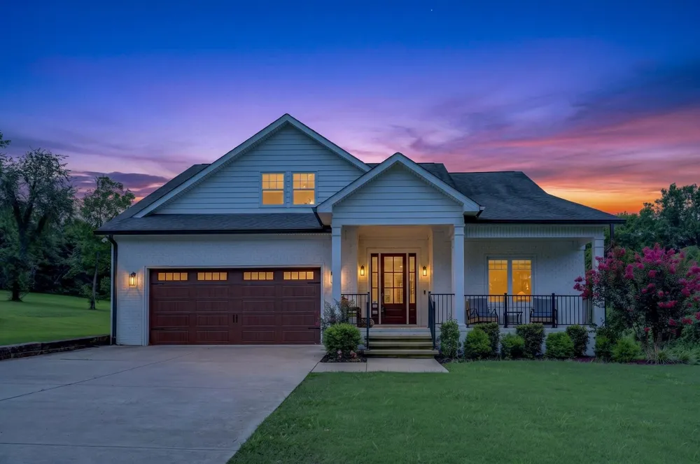 1089 Old Williamsport Pike Columbia, TN 38401