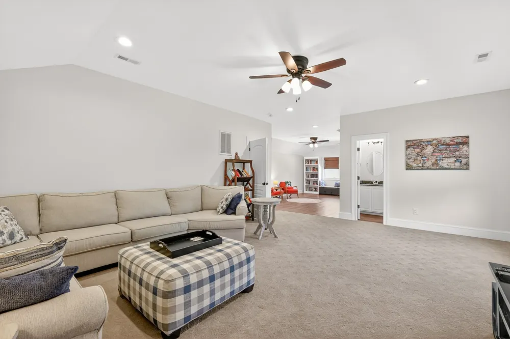 1089 Old Williamsport Pike Columbia, TN 38401