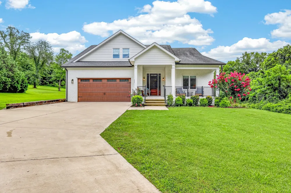 1089 Old Williamsport Pike Columbia, TN 38401