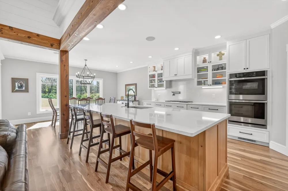 1089 Old Williamsport Pike Columbia, TN 38401