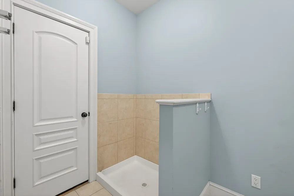 1089 Old Williamsport Pike Columbia, TN 38401