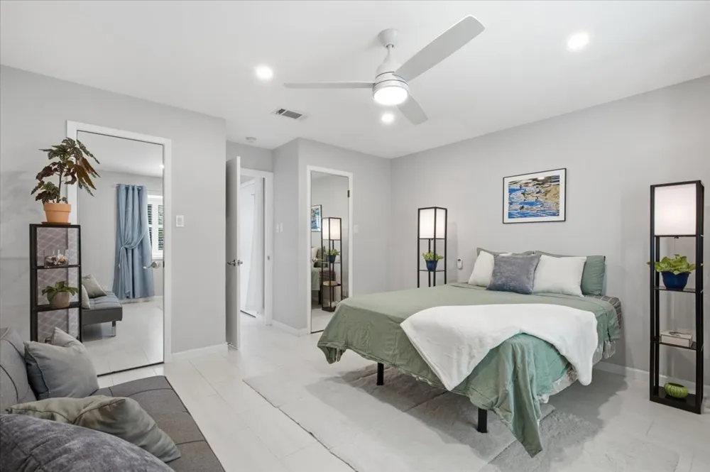 7406 Shadow Hill Drive #104 Austin, TX 78731