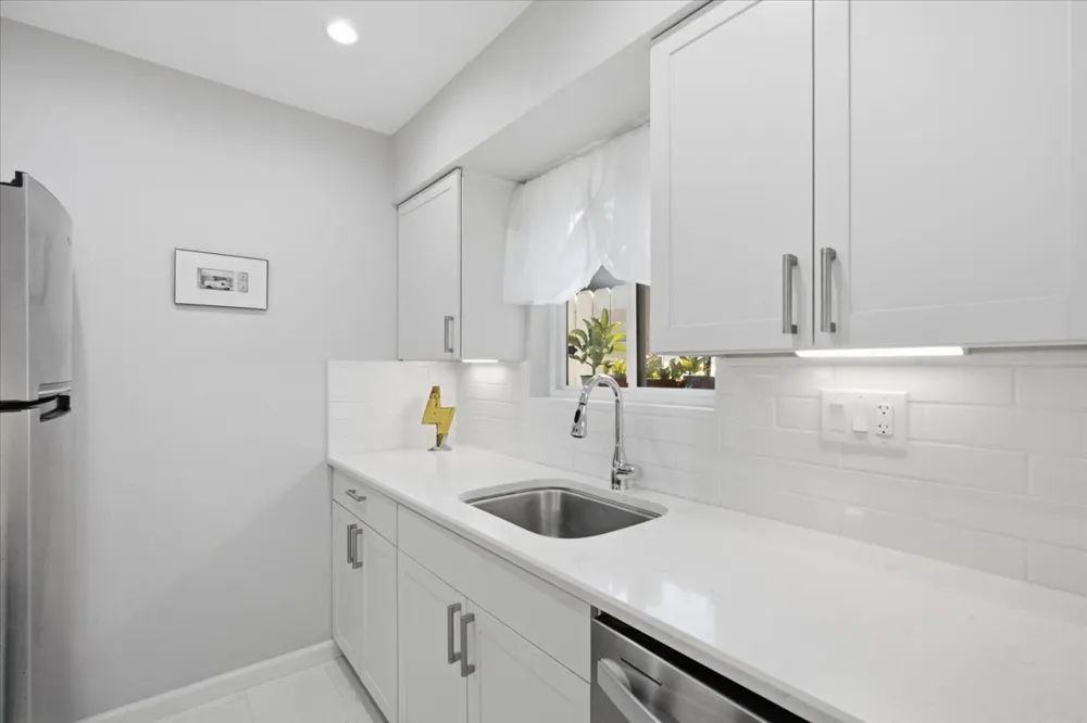 7406 Shadow Hill Drive #104 Austin, TX 78731