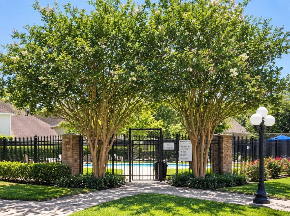 1539 Beaconshire Road Houston, TX 77077