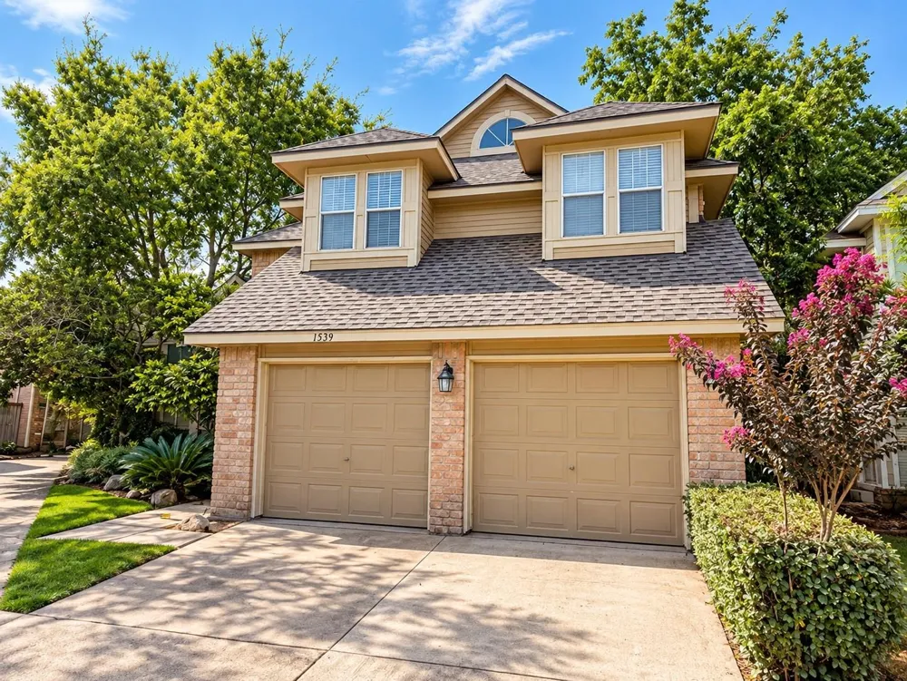 1539 Beaconshire Road Houston, TX 77077