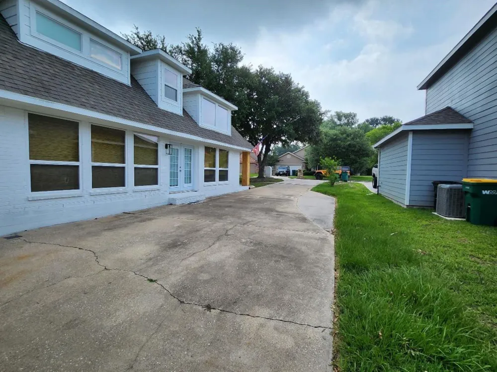 6922 Gentle Breeze Drive Willis, TX 77318