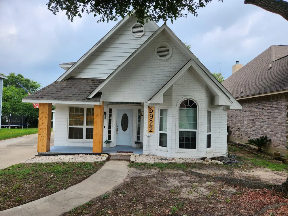 6922 Gentle Breeze Drive Willis, TX 77318