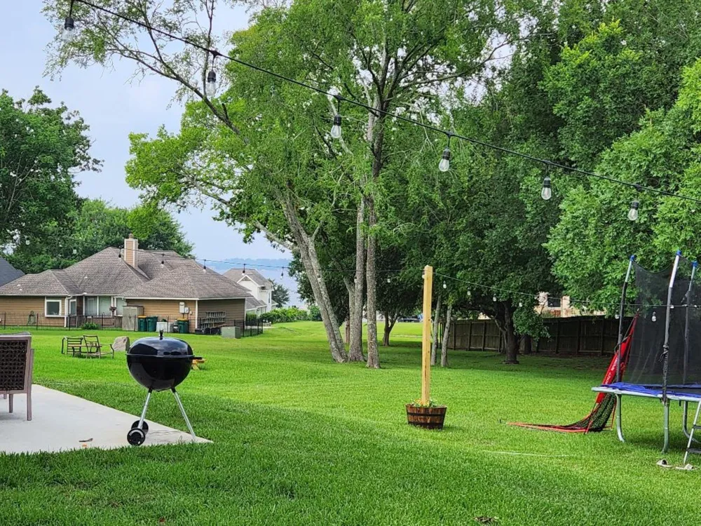 6922 Gentle Breeze Drive Willis, TX 77318