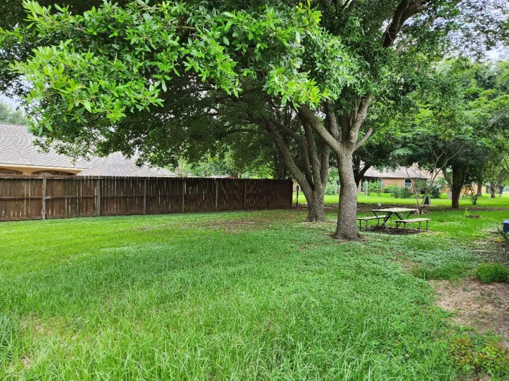 6922 Gentle Breeze Drive Willis, TX 77318