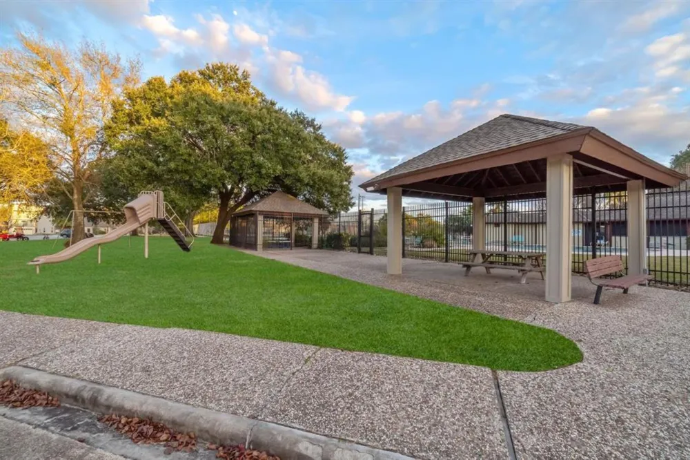 6922 Gentle Breeze Drive Willis, TX 77318