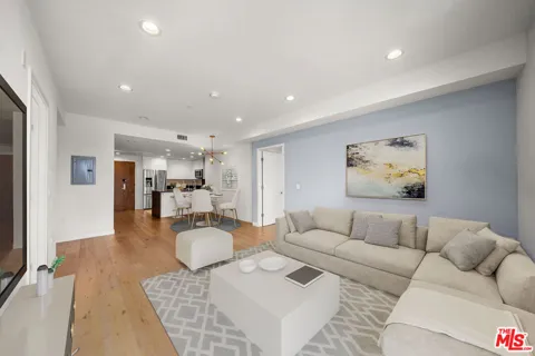 105 S Mariposa Avenue #203
