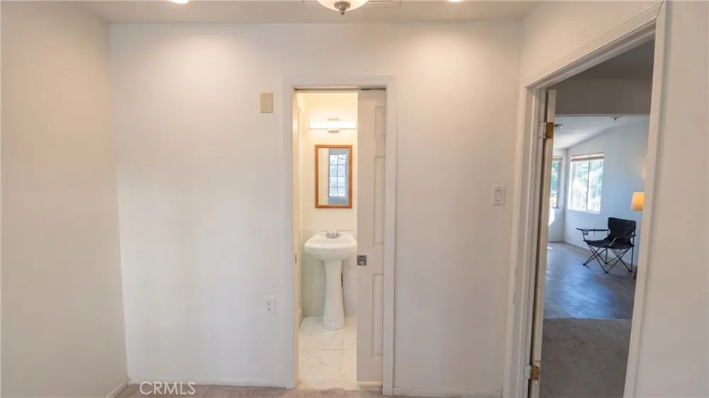 23904 Bowl Rd Crestline, CA 92325