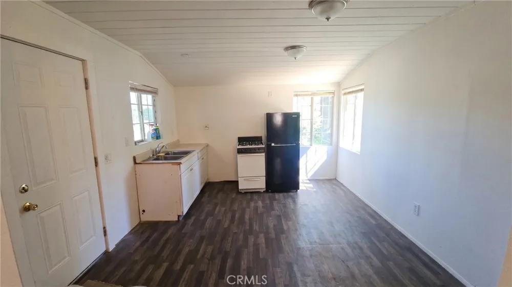 23904 Bowl Rd Crestline, CA 92325
