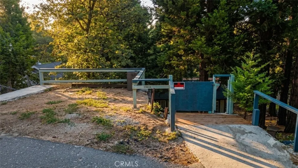 23904 Bowl Rd Crestline, CA 92325