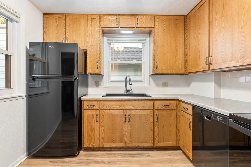 802 8th Avenue NW Austin, MN 55912