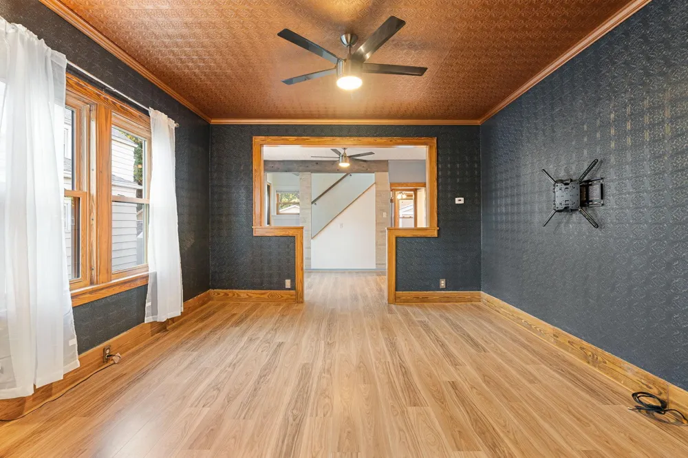 802 8th Avenue NW Austin, MN 55912
