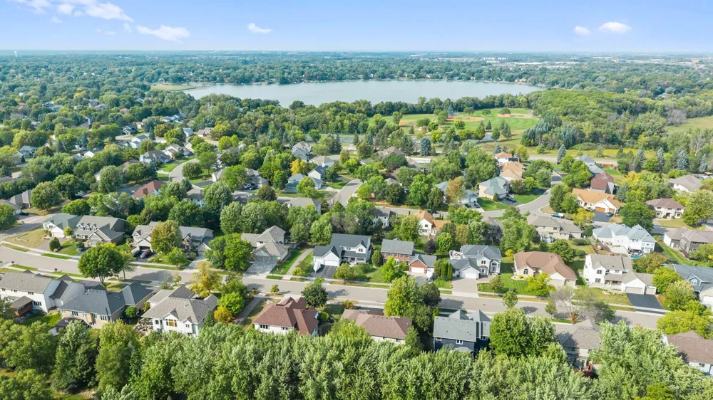 17269 80th Place Maple Grove, MN 55311